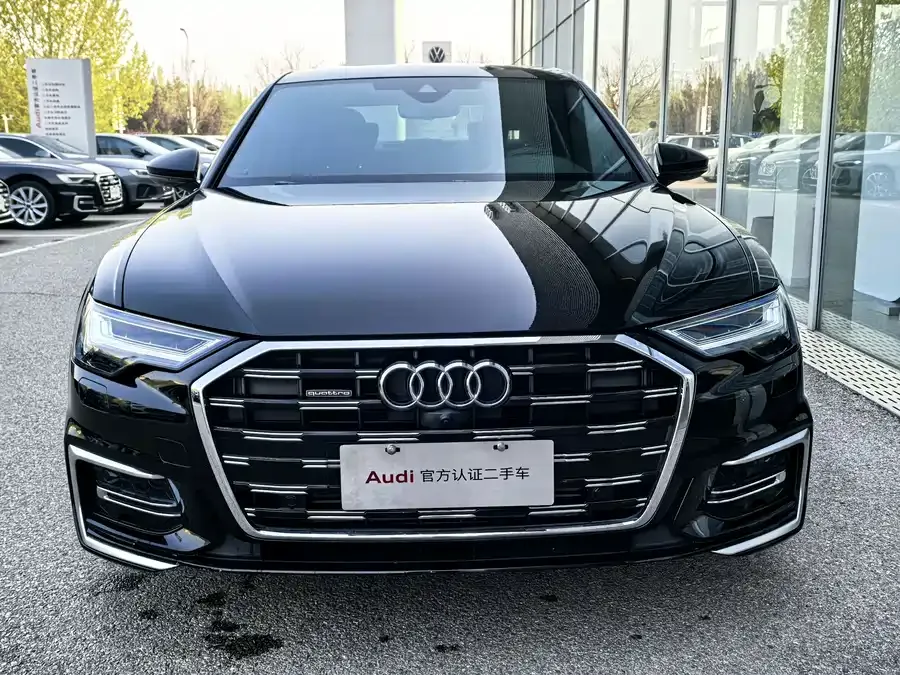 Audi A6L 2023 45 TFSI quattro exclusive dynamic model 2023 — миниатюра 4
