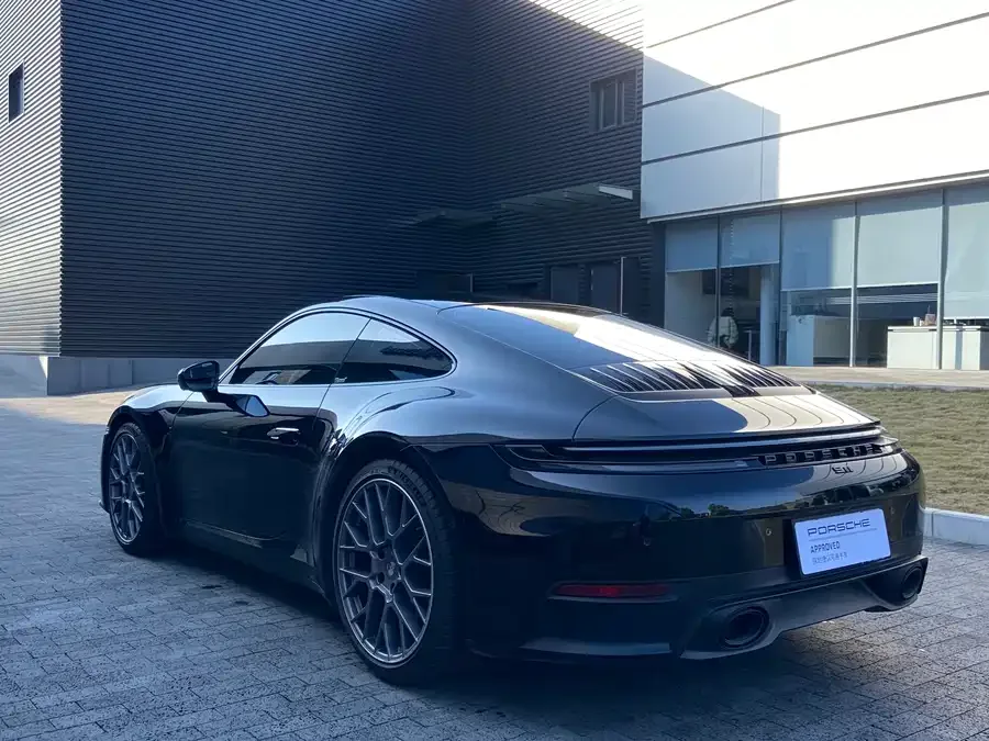 Porsche 911 2025 Carrera 3.0T 2025 — миниатюра 2