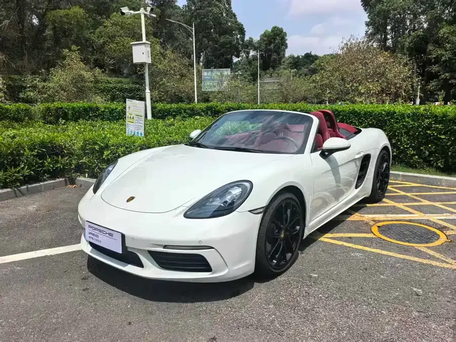 Porsche 718 2025