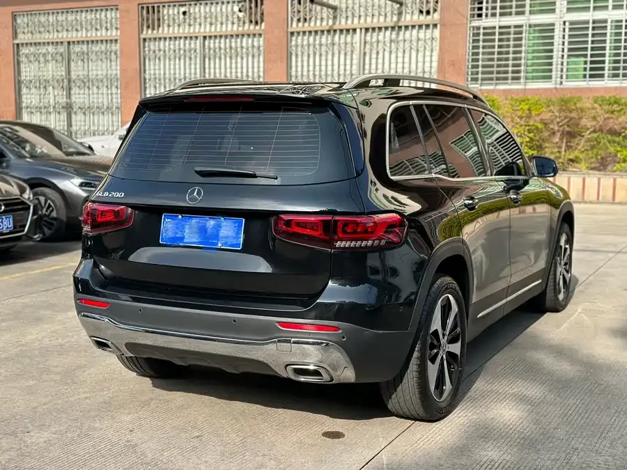 Mercedes-Benz GLB-Class Mercedes-Benz GLB 2022 facelift GLB 200 Fashion Edition 2022 — миниатюра 3