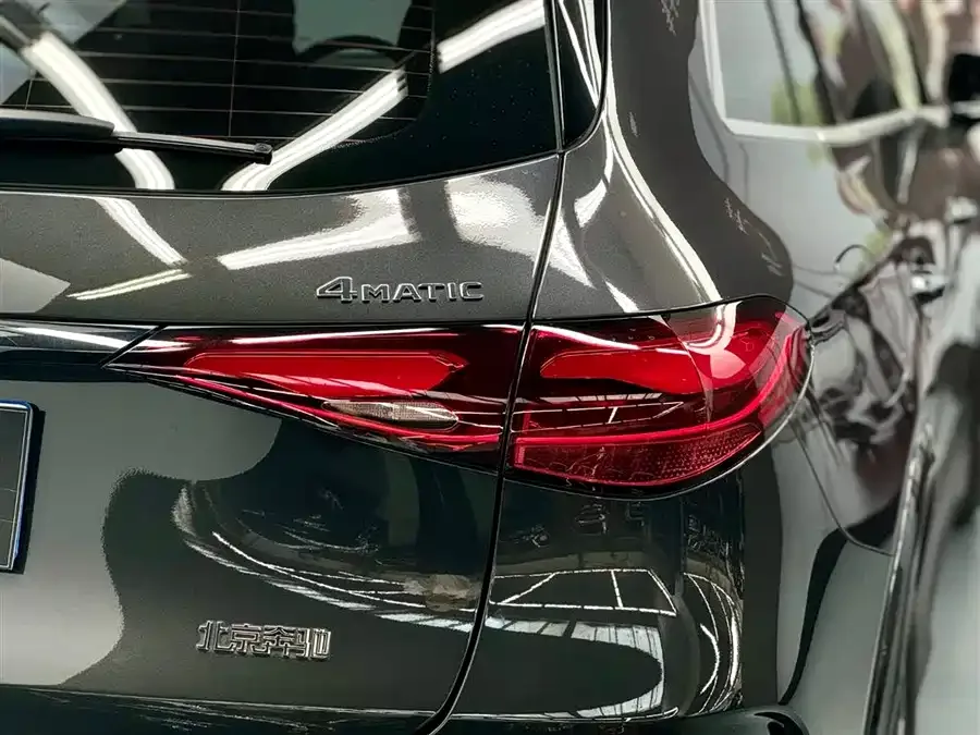 Mercedes-Benz GLC-Class Mercedes-Benz GLC 2024 GLC 260 L 4MATIC luxury 5-seater 2024 — миниатюра 5