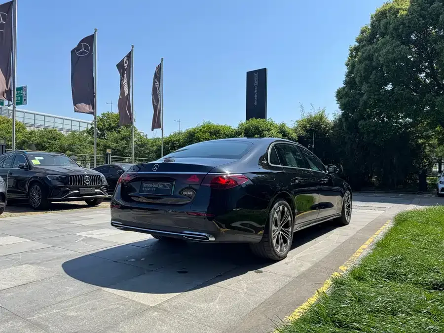 Mercedes-Benz E-class new energy Mercedes-Benz E-Class New Energy 2024 E 350 e L Plug-in Hybrid Sedan 2024 — миниатюра 5