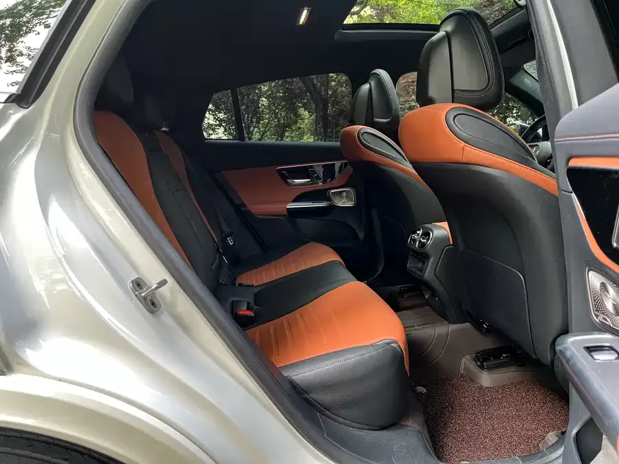 Mercedes-Benz GLC Coupe Mercedes-Benz GLC Coupe 2024 GLC 260 4MATIC Coupe SUV 2024 — миниатюра 4
