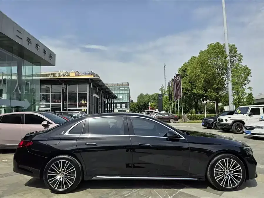 Mercedes-Benz E-Class Mercedes-Benz E-Class 2024 E 300 L Luxury Edition 2024 — миниатюра 2
