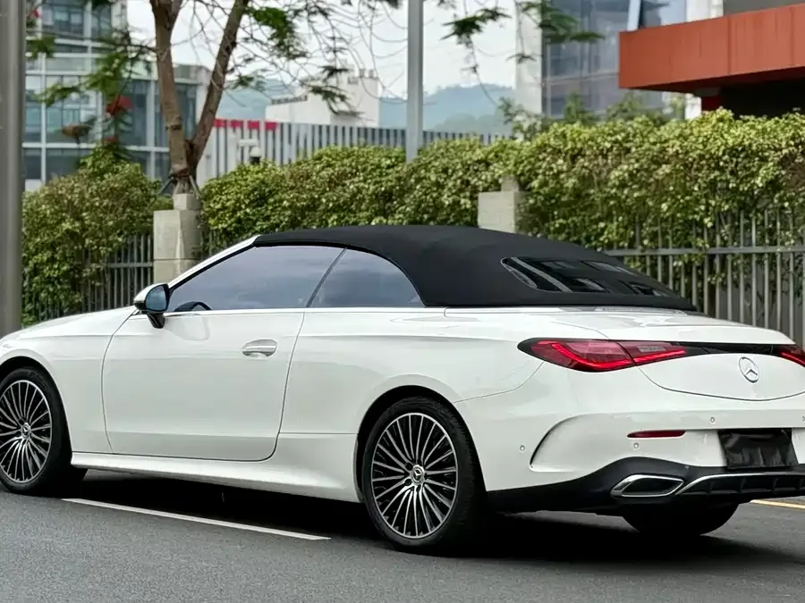 Mercedes-Benz CLE Mercedes-Benz CLE 2024 CLE 260 Convertible Coupe 2024 — миниатюра 2