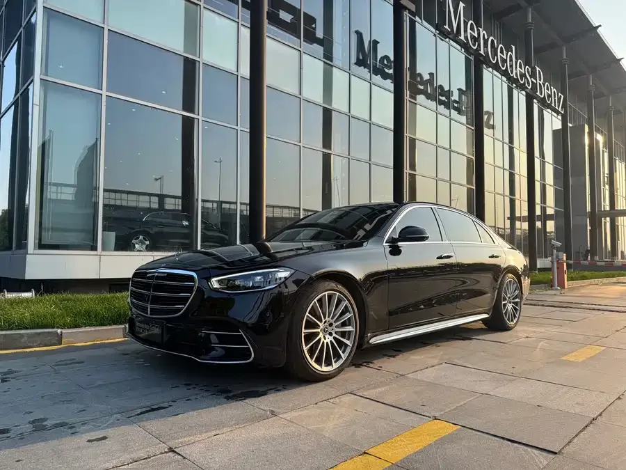 Mercedes-Benz S-Класс 2022