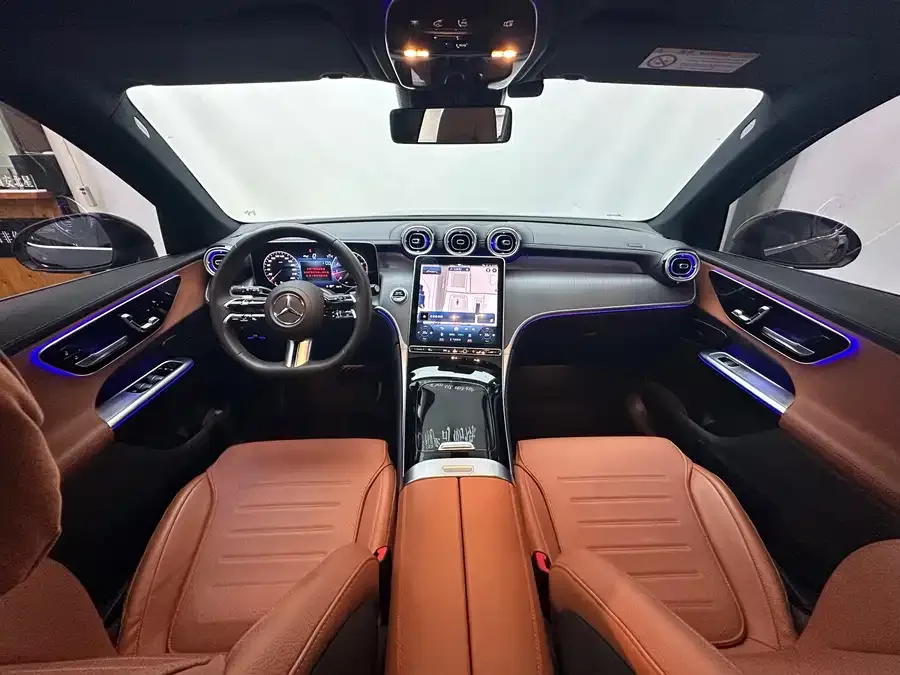 Mercedes-Benz GLC-Class Mercedes-Benz GLC 2023 GLC 260 L 4MATIC luxury 5-seater 2023 — миниатюра 2