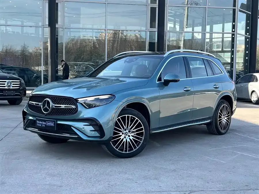 Mercedes-Benz GLC-Class 2024