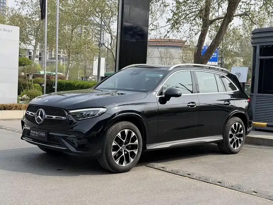 Mercedes-Benz GLC-Class 2024