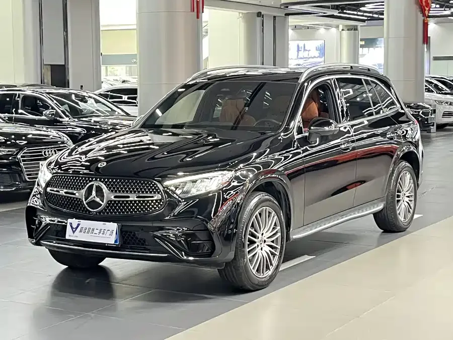 Mercedes-Benz GLC-Class 2024