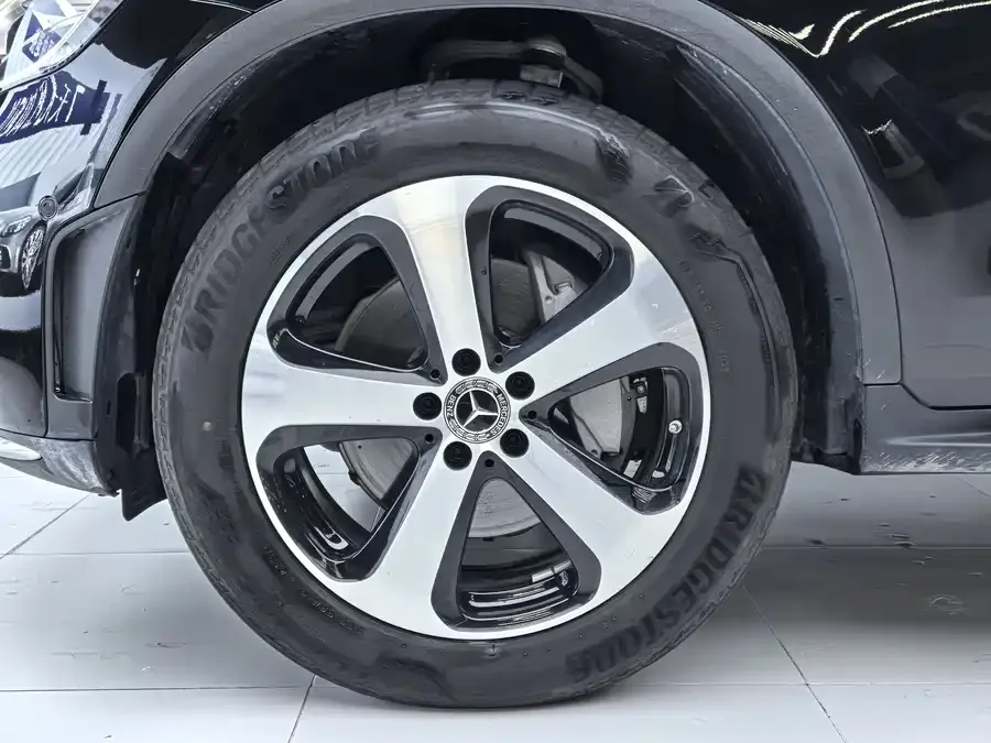 Mercedes-Benz GLC-Class Mercedes-Benz GLC 2022 GLC 260 L 4MATIC Dynamic 2022 — миниатюра 3