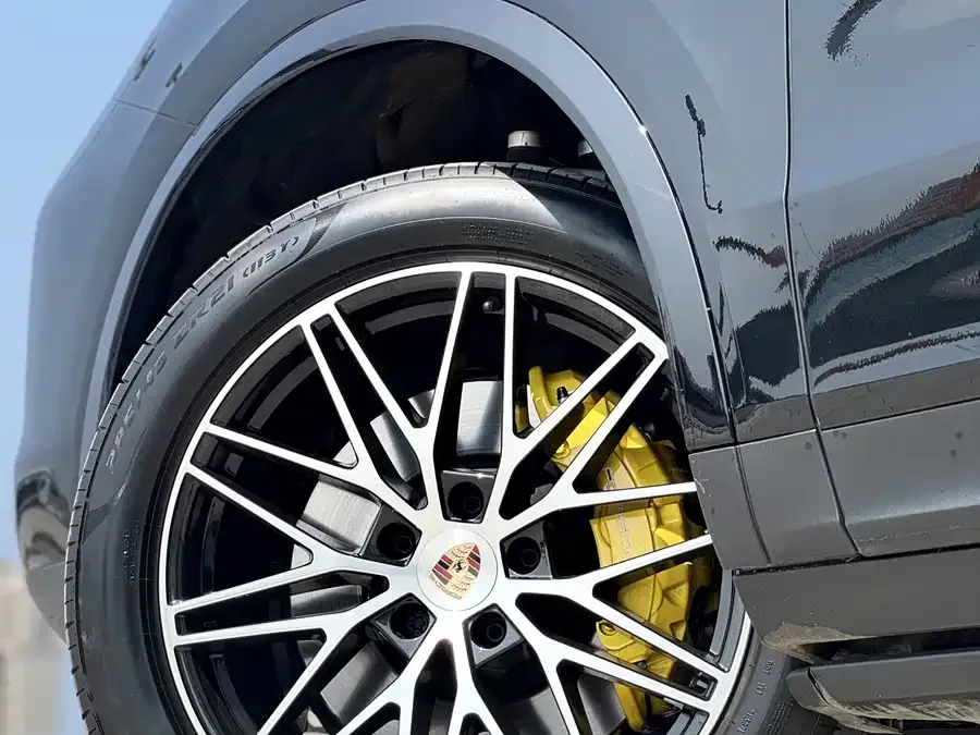 Porsche Cayenne Cayenne 2025 Cayenne 3.0T 2025 — миниатюра 4