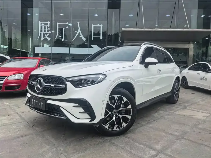Mercedes-Benz GLC-Class 2024