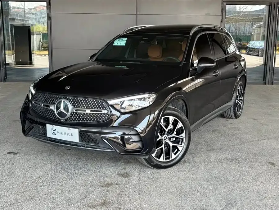 Mercedes-Benz GLC-Class 2024