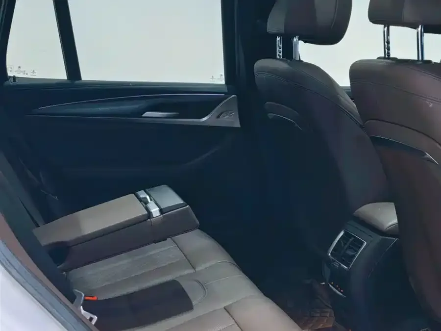 BMW X3 2022 xDrive30i Exclusive M Night Edition 2022 — миниатюра 5