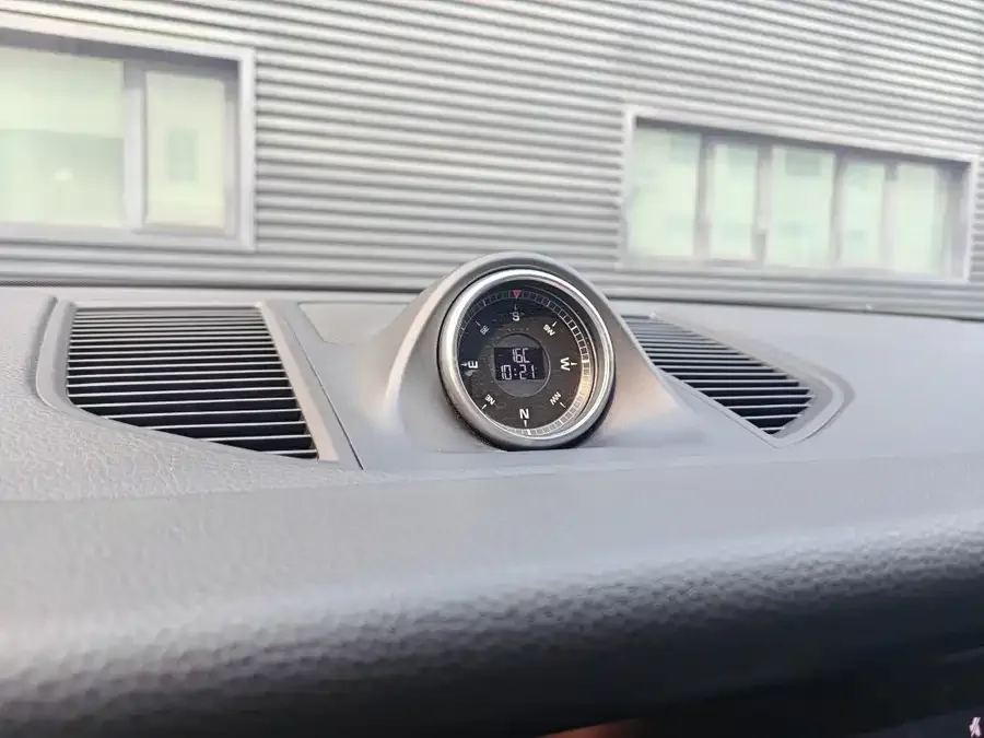 Porsche Macan Macan 2021 Macan 2.0T 2022 — миниатюра 3