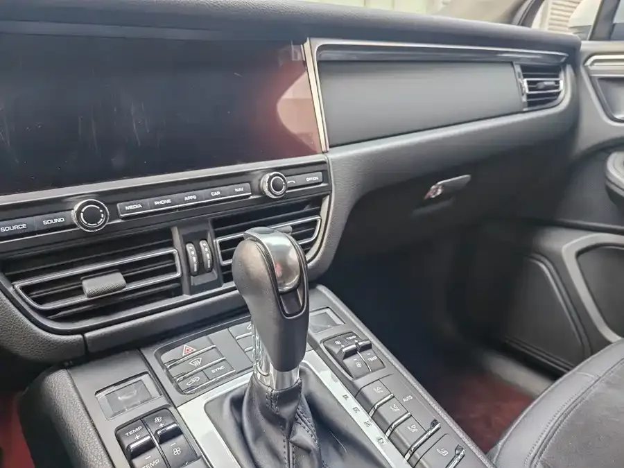 Porsche Macan Macan 2021 Macan 2.0T 2022 — миниатюра 5