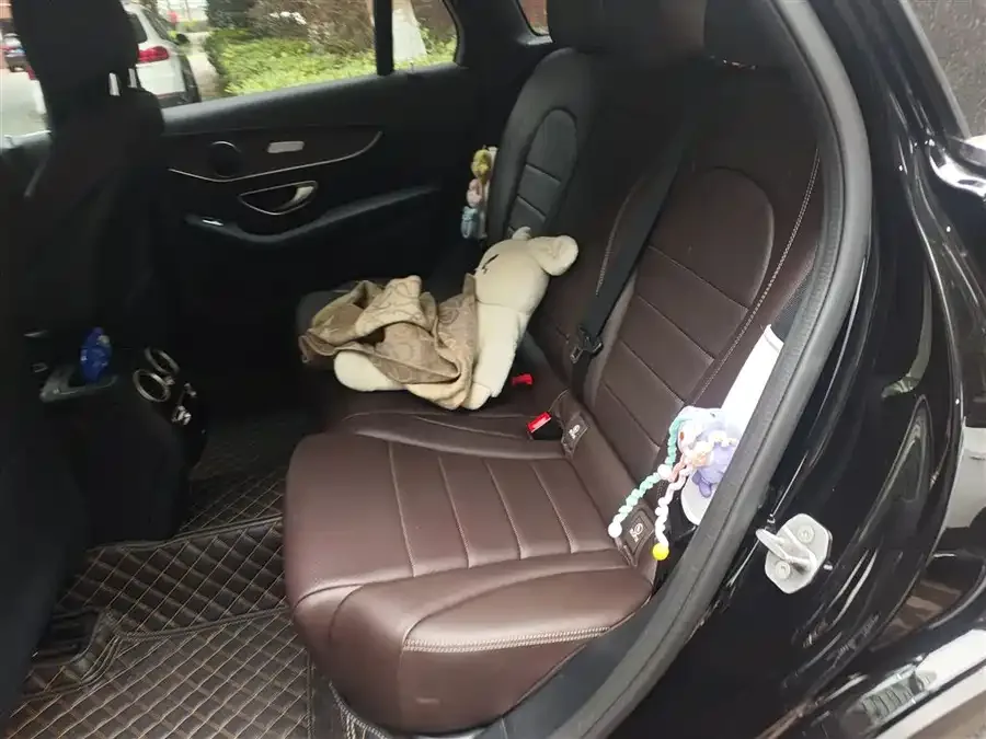 Mercedes-Benz GLC-Class Mercedes-Benz GLC 2022 Model 2 GLC 260 L 4MATIC Luxury Edition 2023 — миниатюра 4