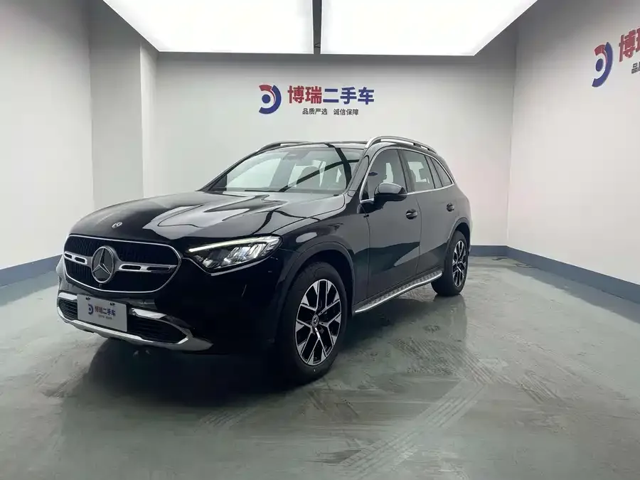 Mercedes-Benz GLC-Class 2023