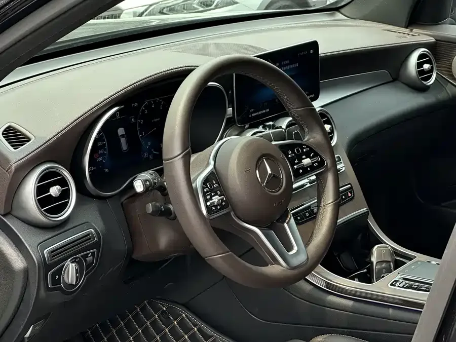 Mercedes-Benz GLC-Class Mercedes-Benz GLC 2022 facelift GLC 300 L 4MATIC Dynamic Collector's Edition 2023 — миниатюра 3