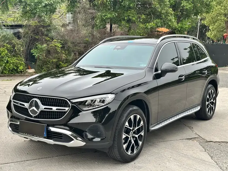 Mercedes-Benz GLC-Class 2024