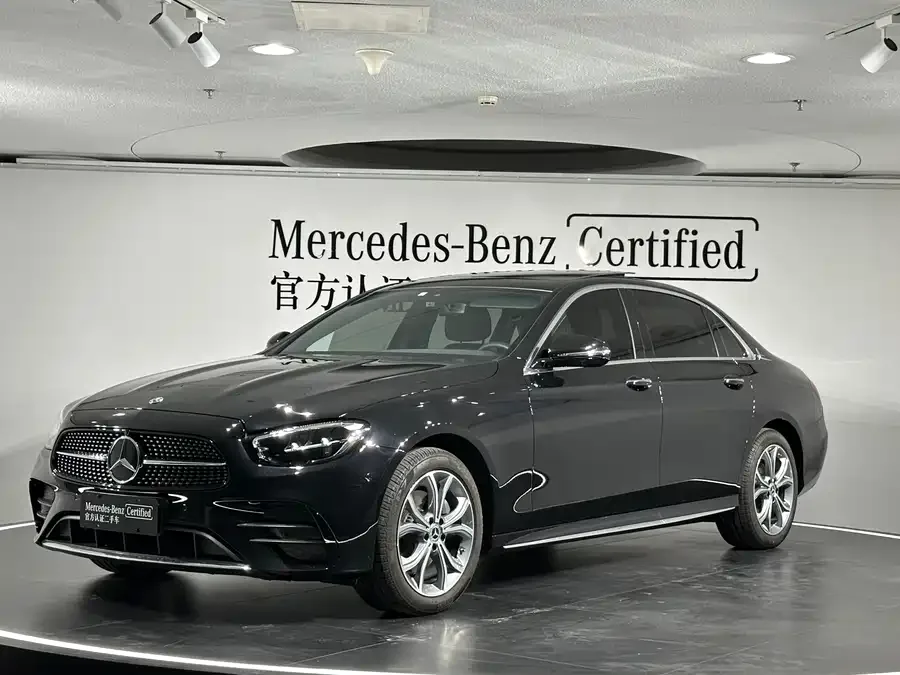 Mercedes-Benz E-Class 2022