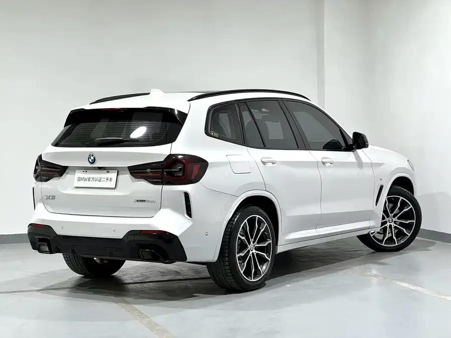 BMW X3 2022 facelift xDrive30i Leading M Night Edition 2022 — миниатюра 3