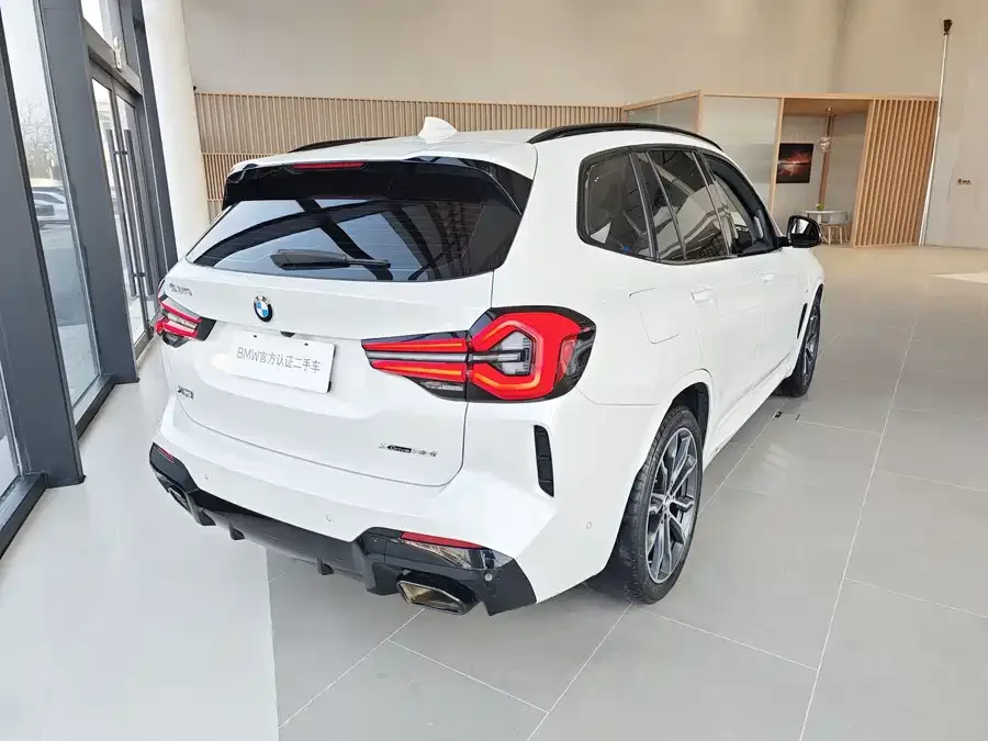BMW X3 2022 Model 2 xDrive30i Leading M Night Edition 2022 — миниатюра 2
