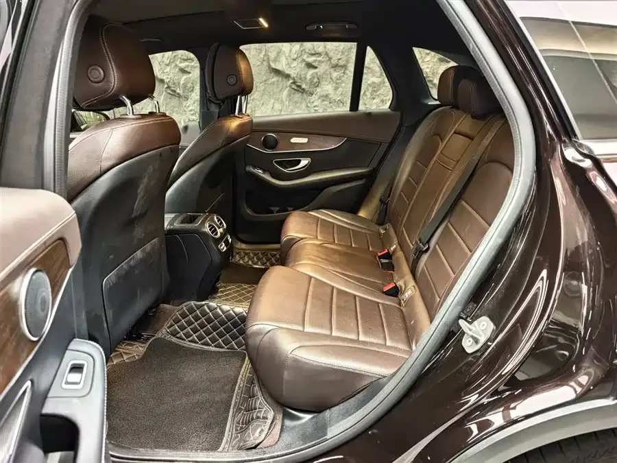 Mercedes-Benz GLC-Class Mercedes-Benz GLC 2021 GLC 260 L 4MATIC Luxury 2022 — миниатюра 3