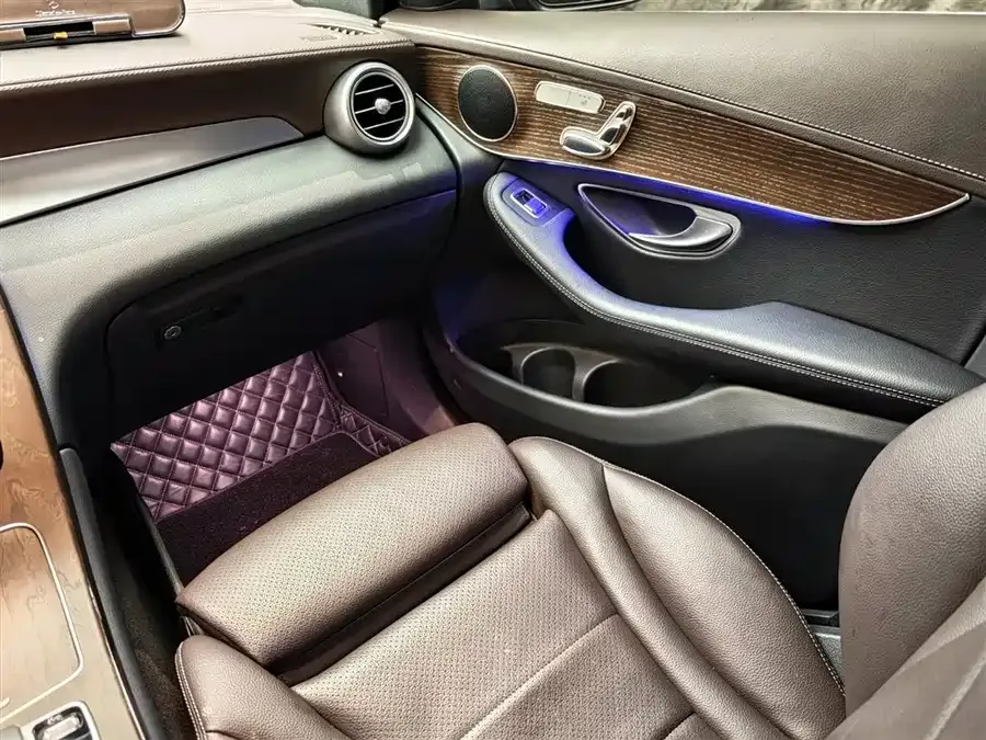 Mercedes-Benz GLC-Class Mercedes-Benz GLC 2021 GLC 260 L 4MATIC Luxury 2022 — миниатюра 5