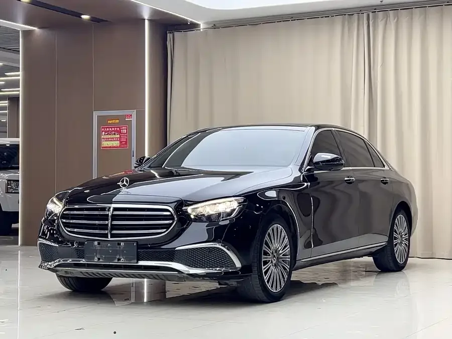 Mercedes-Benz E-Class 2022
