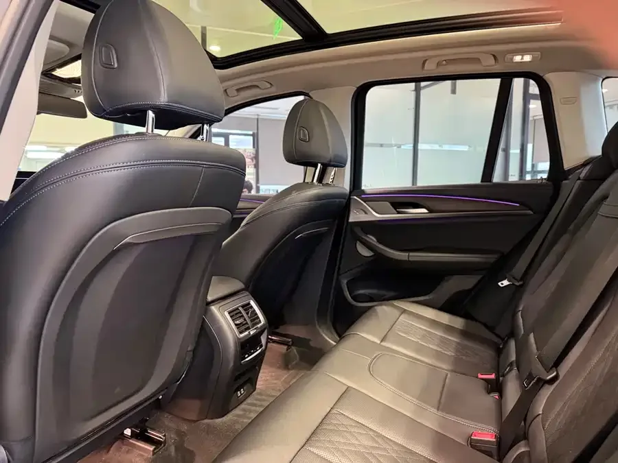 BMW X3 2023 xDrive30i Advanced M Night Package 2023 — миниатюра 4
