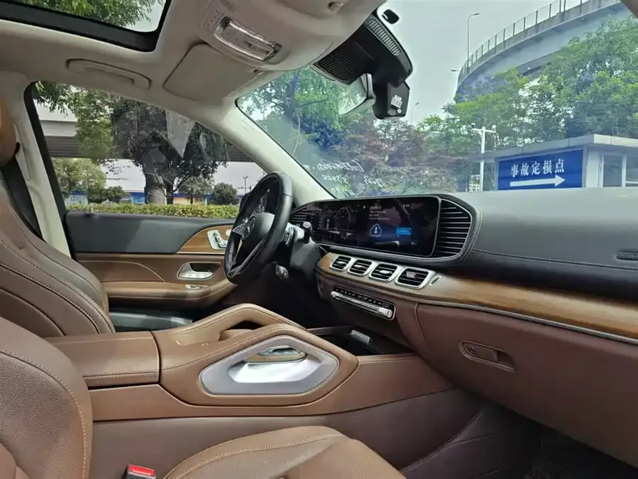 Mercedes-Benz GLE (Imported) Mercedes-Benz GLE (Imported) 2024 GLE 450 4MATIC Fashion Model 2024 — миниатюра 4