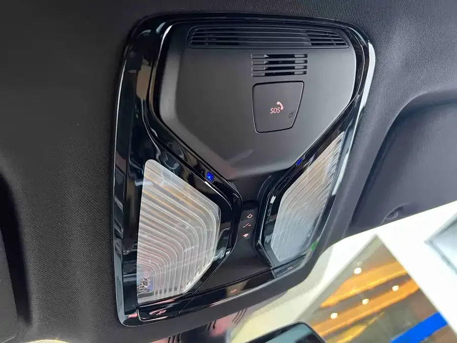 BMW 6 Series GT 2021 630i M Sport Package 2023 — миниатюра 2