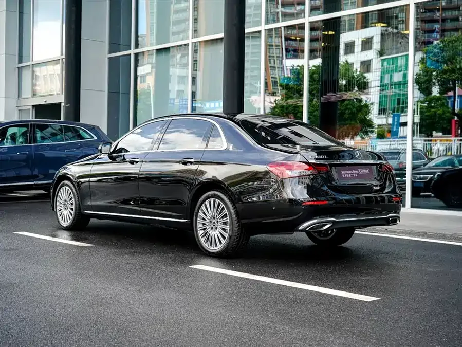 Mercedes-Benz E-Class Mercedes-Benz E-Class 2022 E 300 L Luxury Edition 2022 — миниатюра 2