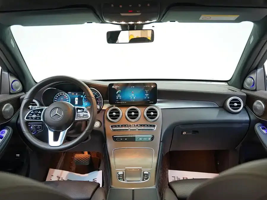 Mercedes-Benz GLC-Class Mercedes-Benz GLC 2022 Model 2 GLC 260 L 4MATIC Luxury Edition 2022 — миниатюра 5