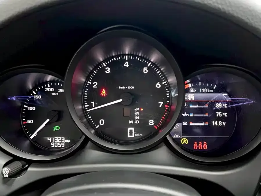 Porsche Macan Macan 2022 Macan 2.0T 2022 — миниатюра 3
