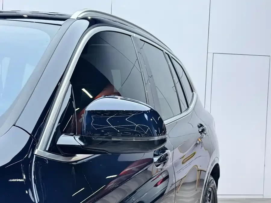 BMW X3 2022 facelift xDrive25i M Sport package 2022 — миниатюра 3