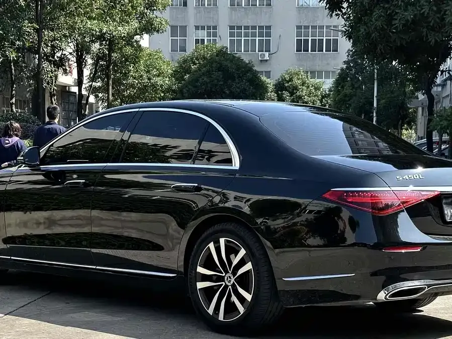 Mercedes-Benz S-Класс Mercedes-Benz S-Class 2023 S 400 L Luxury Edition 2023 — миниатюра 4