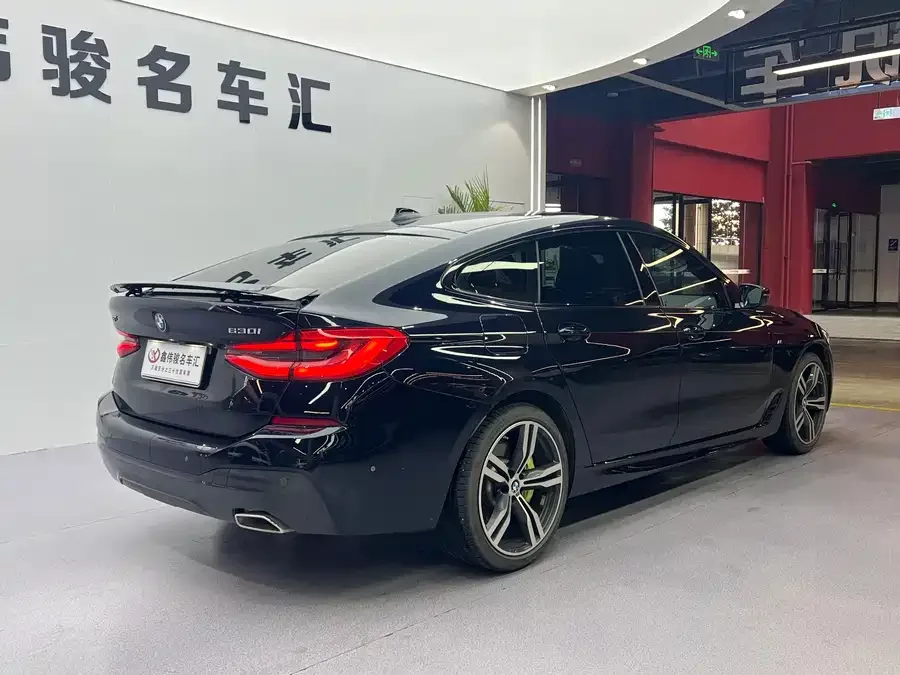 BMW 6 Series GT 2022 630i M Sport Package 2023 — миниатюра 5