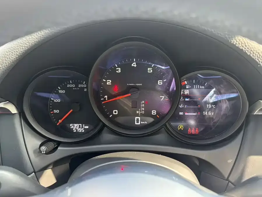 Porsche Macan Macan 2021 Macan 2.0T 2022 — миниатюра 5