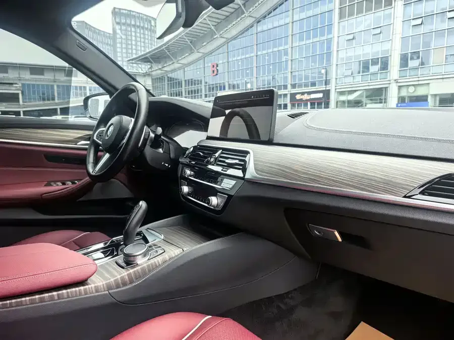BMW 5 Series BMW 5 Series 2022 facelift 530Li Leading M Sport Package 2022 — миниатюра 3