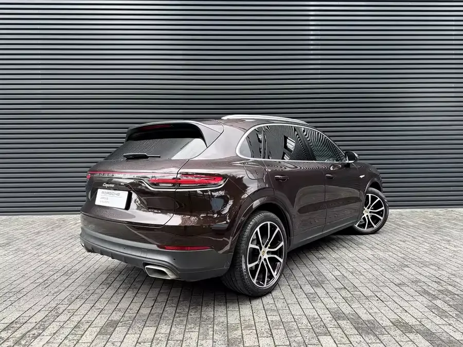 Porsche Cayenne New Energy Cayenne New Energy 2021 Cayenne E-Hybrid 2.0T 2022 — миниатюра 2