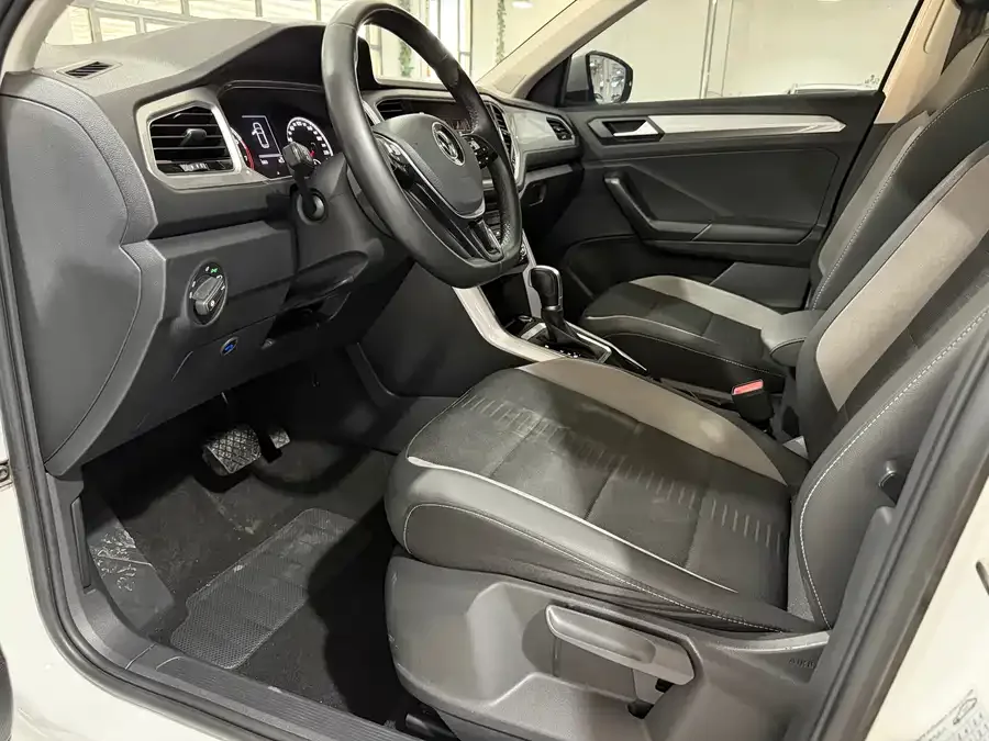 Volkswagen T-Roc T-ROC 2022 280TSI DSG 2WD Elite PLUS 2023 — миниатюра 4
