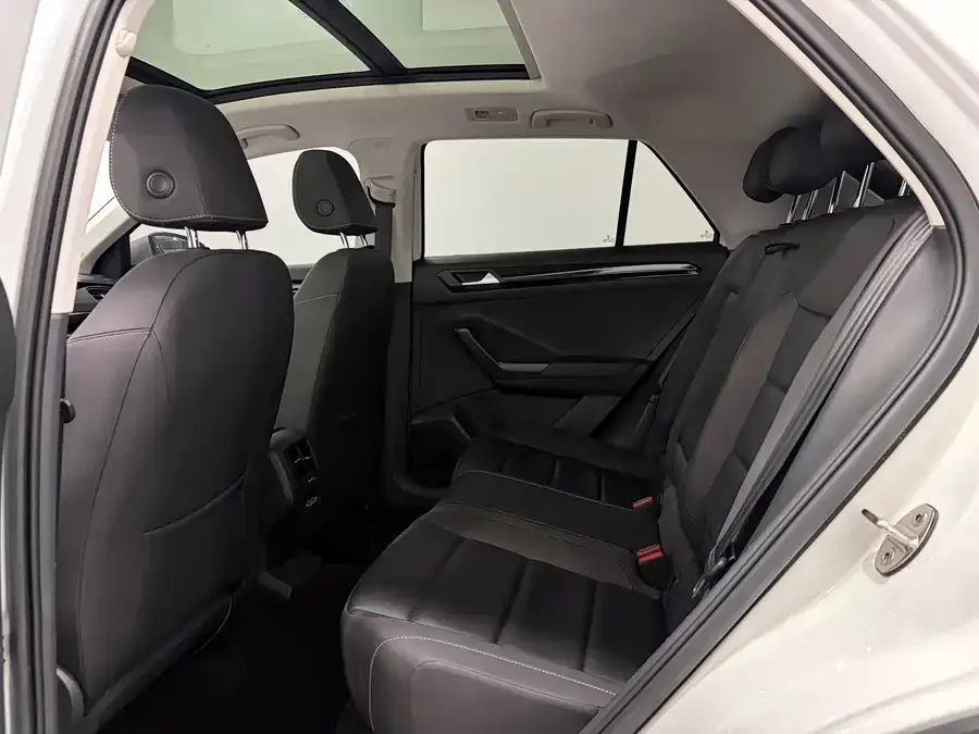 Volkswagen T-Roc T-ROC 2022 280TSI DSG 2WD Comfort PLUS 2022 — миниатюра 4