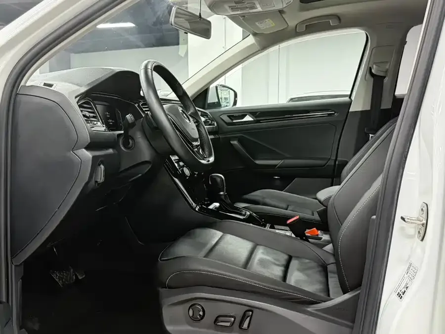 Volkswagen T-Roc T-ROC 2022 280TSI DSG 2WD Comfort PLUS 2022 — миниатюра 5