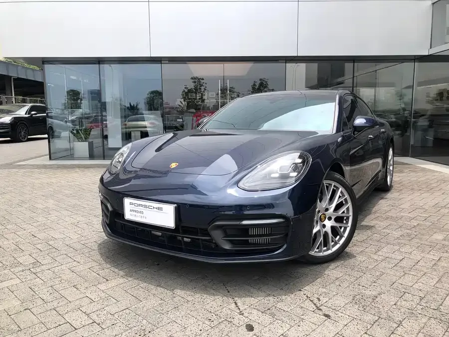Porsche Panamera 2024