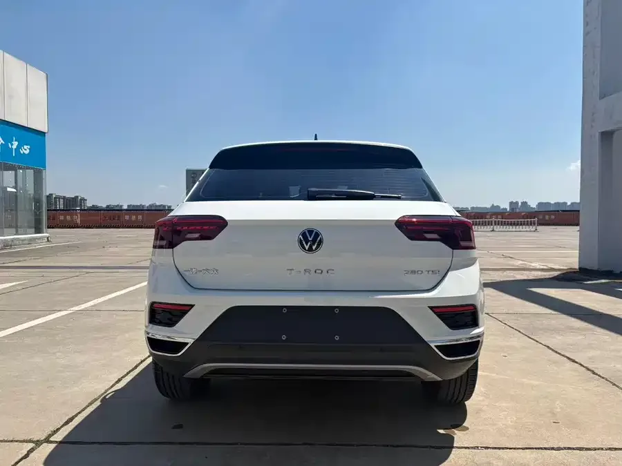 Volkswagen T-Roc T-ROC 2022 280TSI DSG 2WD Comfort PLUS 2023 — миниатюра 2