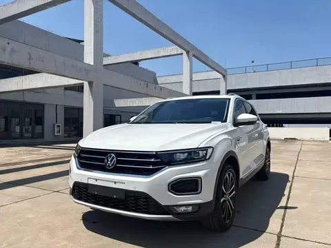 Volkswagen T-Roc 2023 купить в Москве
