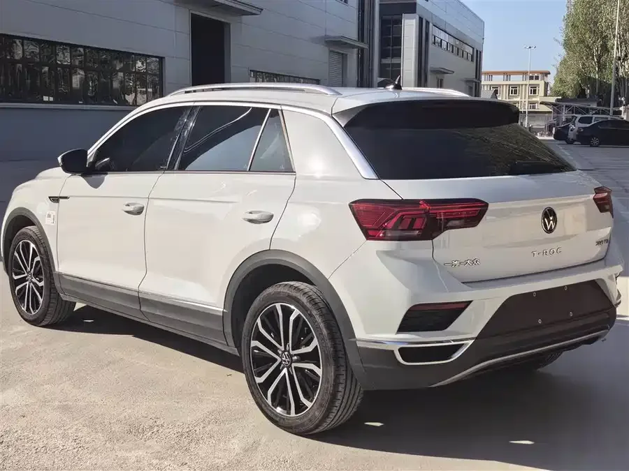 Volkswagen T-Roc T-ROC 2022 280TSI DSG 2WD Comfort PLUS 2022 — миниатюра 5